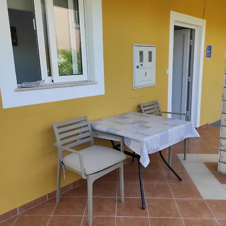 Apartment Kero Bibinje